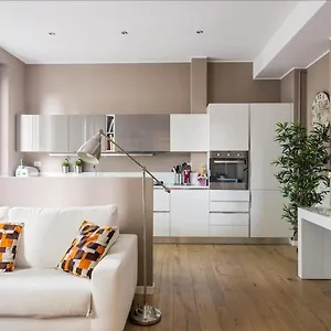 Porta Romana Modern And Cosy Milan